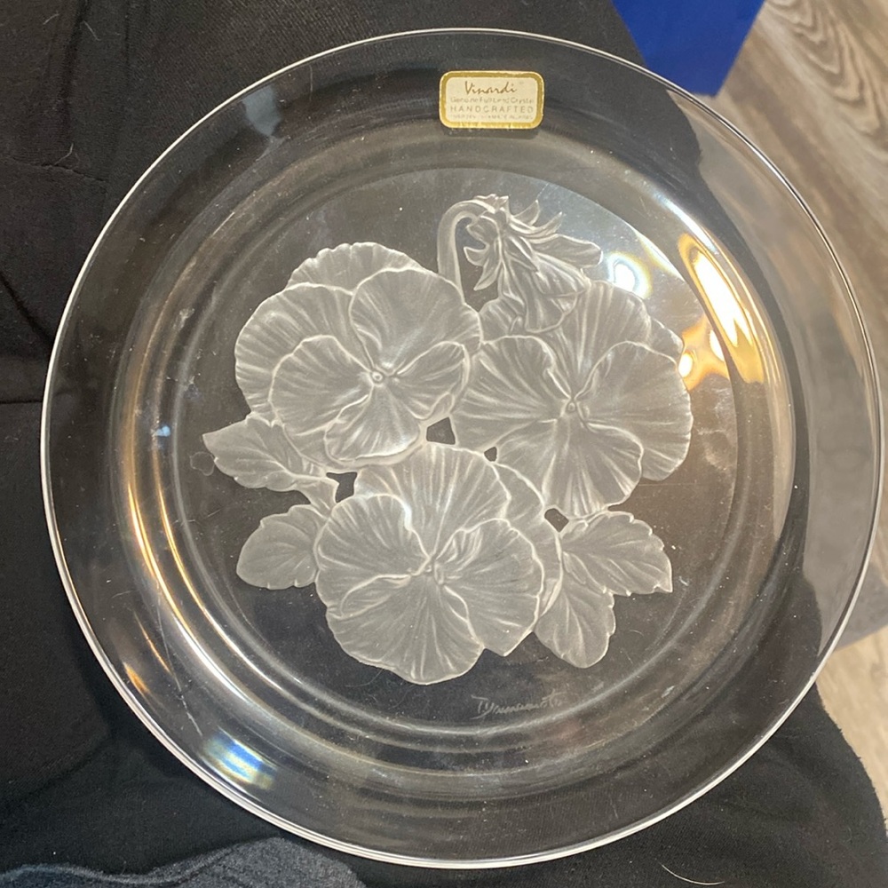 Pansy crystal plate